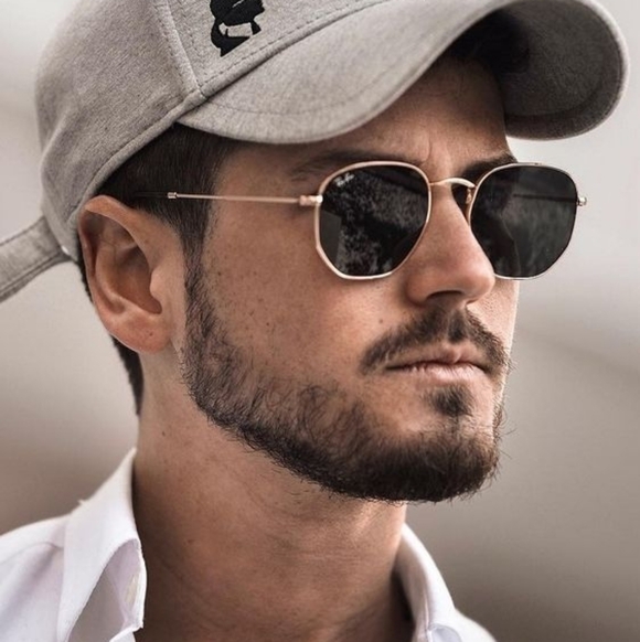 Model Display Ray-Ban Hexagonal Green G15 Lens RB3548N - Picture 16 of 16